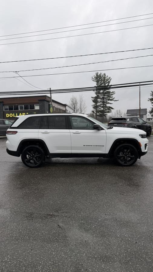 2024 Jeep Grand Cherokee White Lac Mégantic - photo #5
