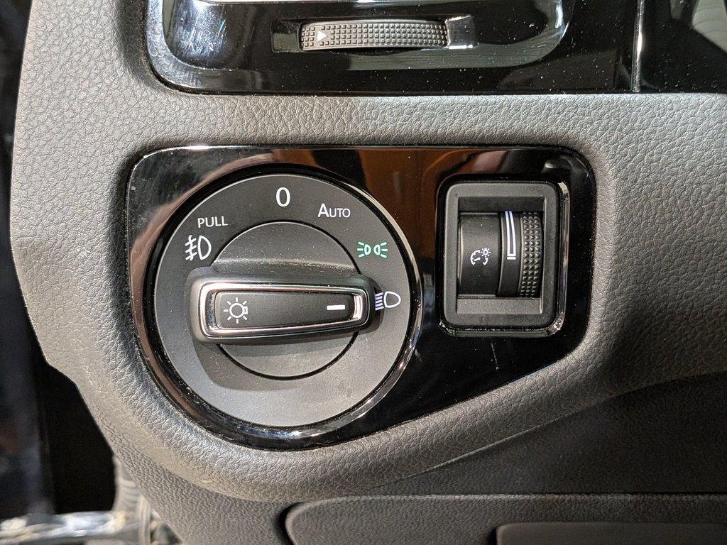 Volkswagen Golf GTI Autobahn 5-door Manual 2018 Gris Val-David - photo #29