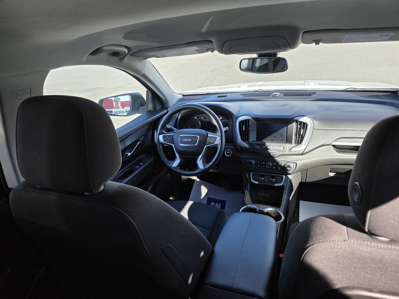 GMC Terrain SLE 2023 Blanc Rouyn-Noranda - photo #16