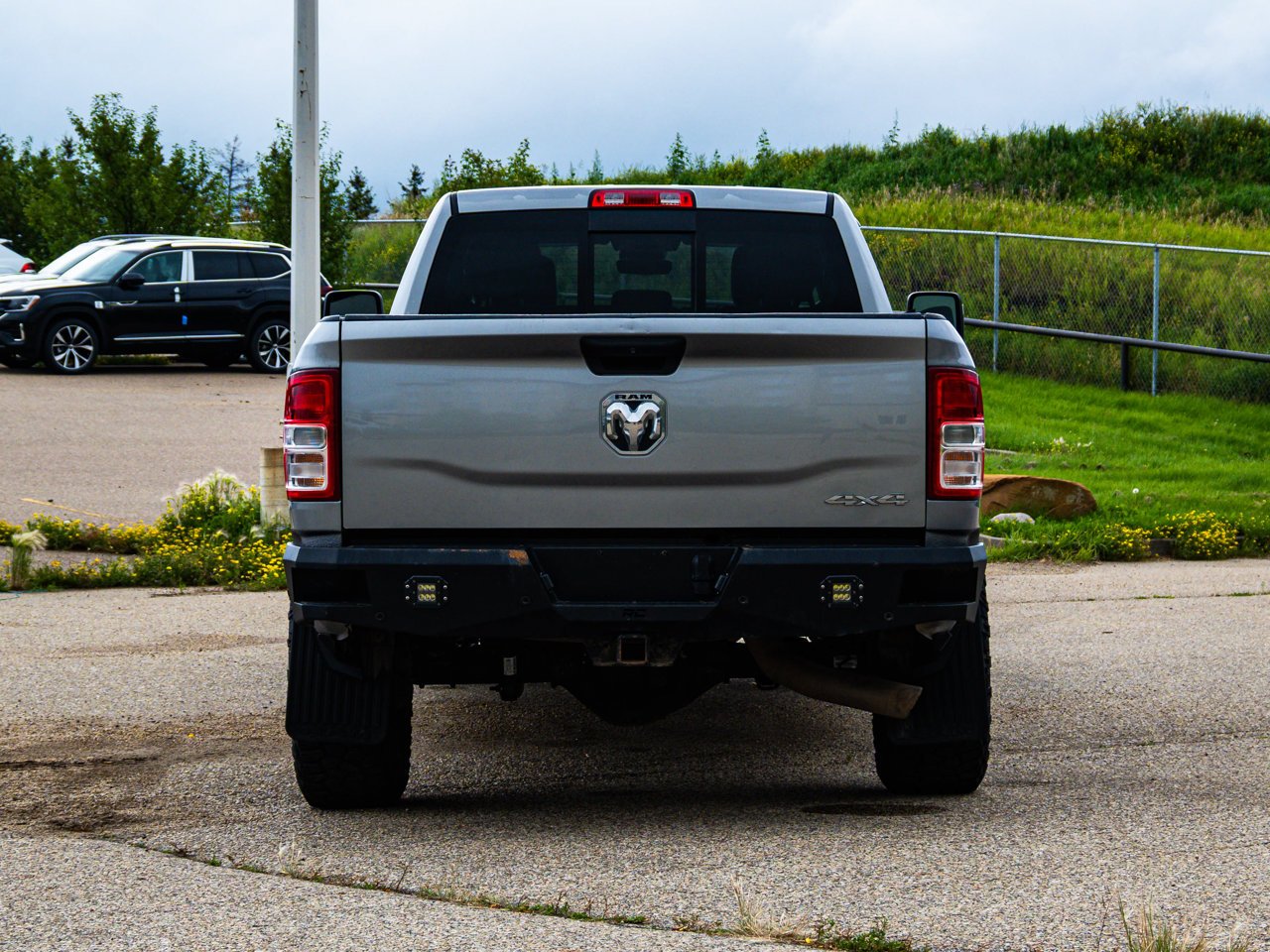 2023 Ram 3500 Tradesman 4x4 Crew Cab 8' Box Grey Sherwood Park - photo #11