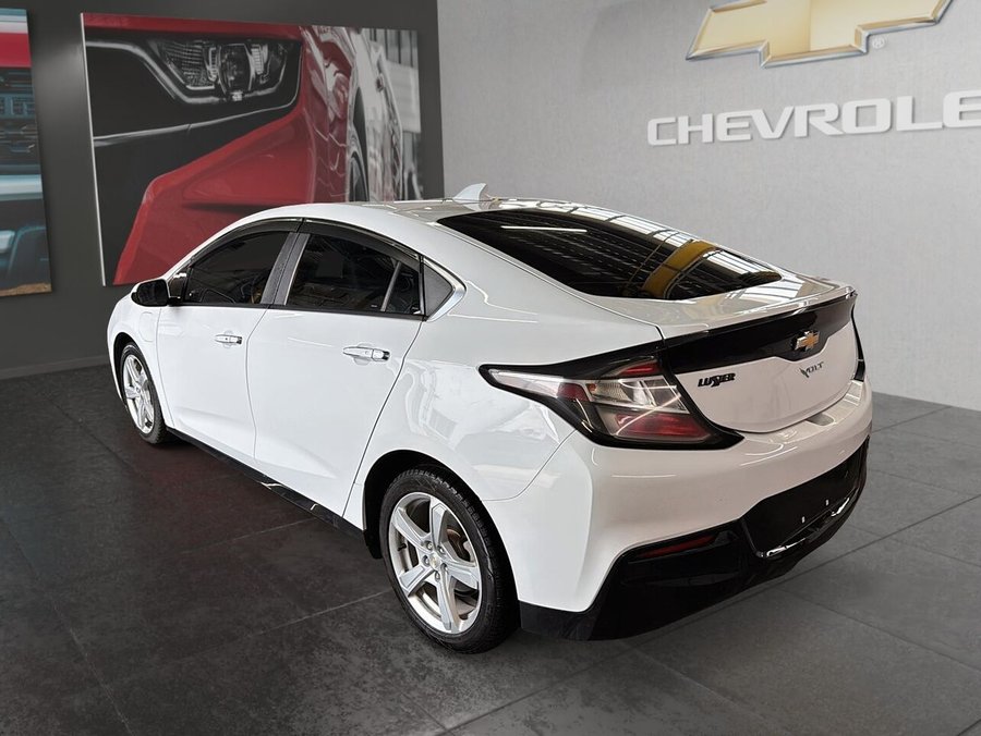 2017 CHEVROLET VOLT 2017 White