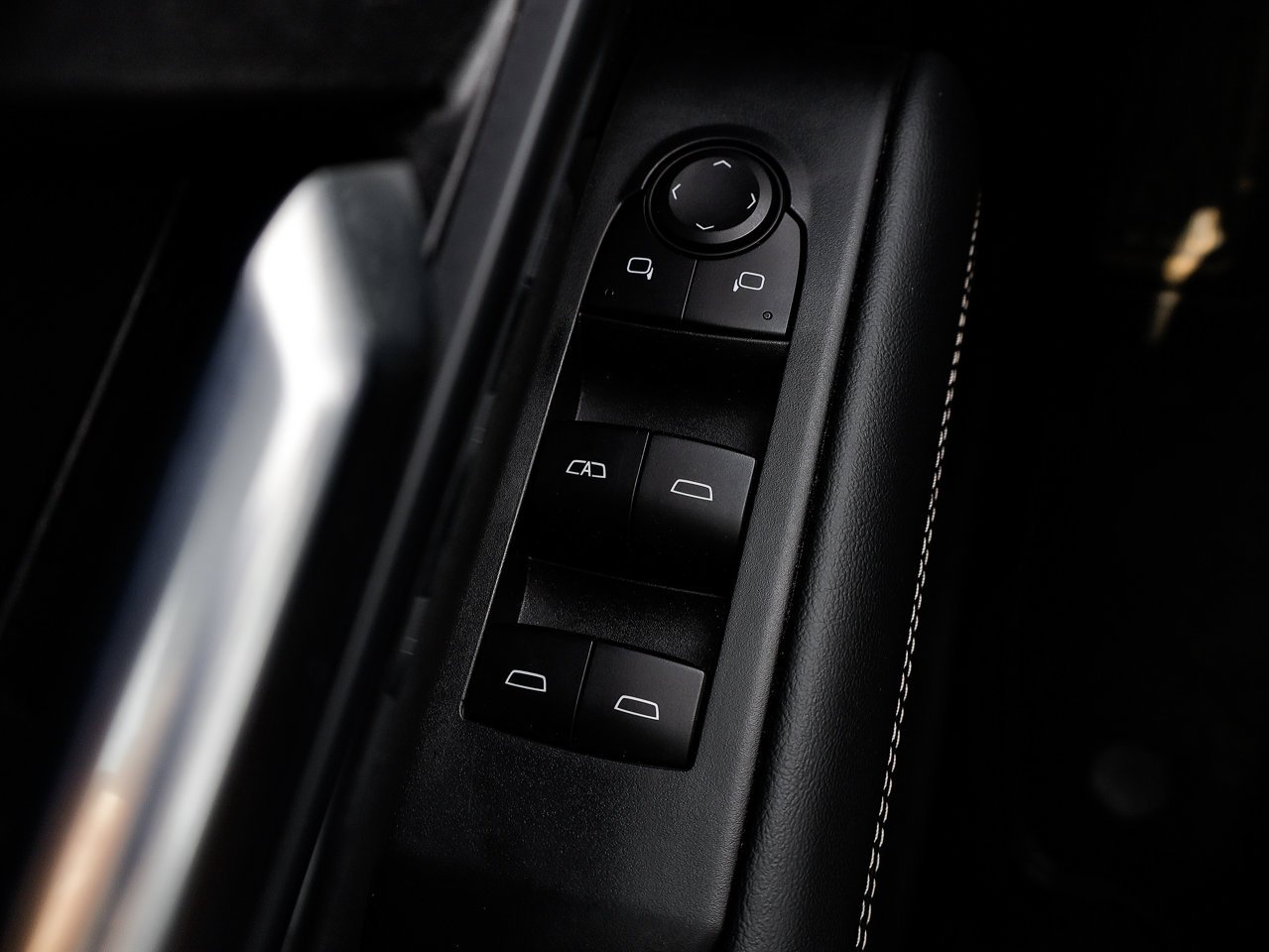 2026 GMC Terrain AWD 4dr Elevation White Sherwood Park - photo #16