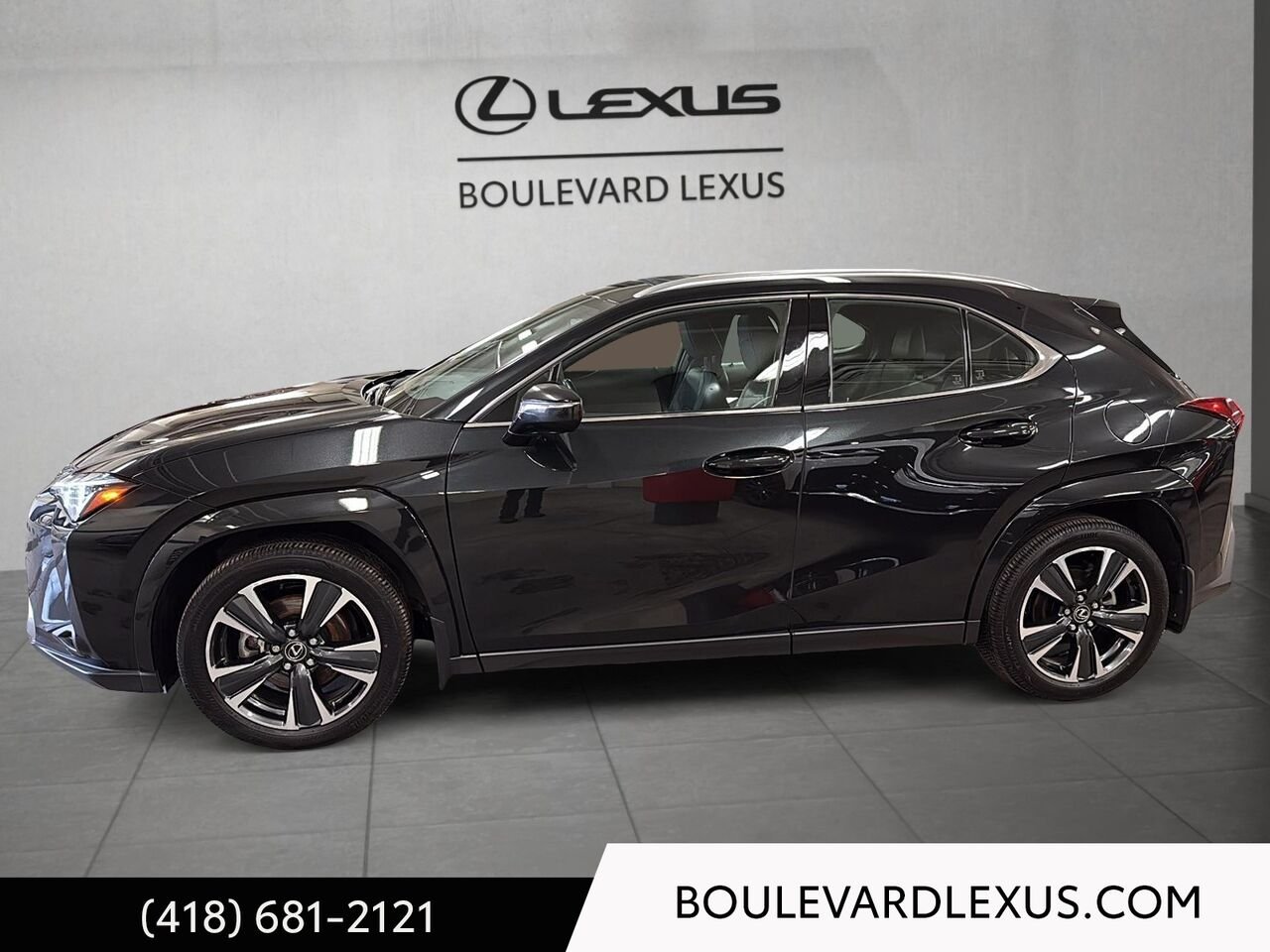 2025 Lexus UX Black Quebec - photo #5