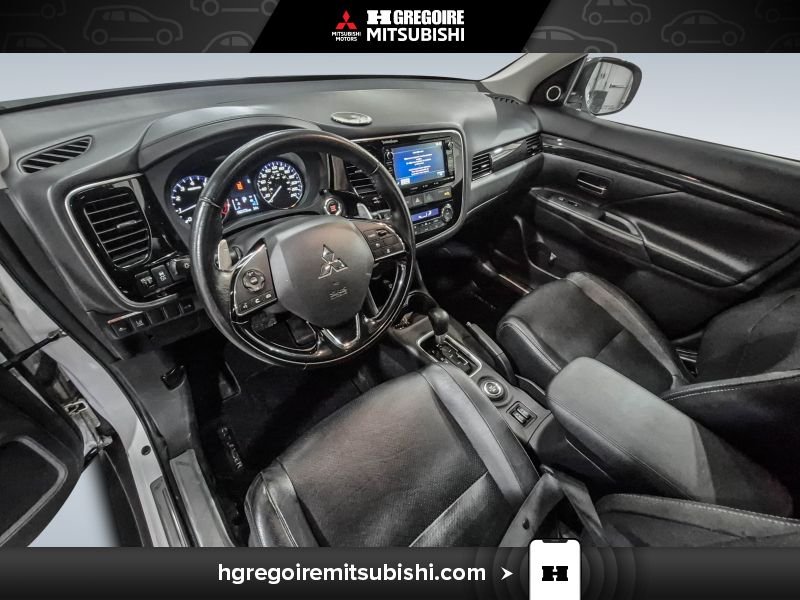 2016 Mitsubishi Outlander White Laval - photo #17