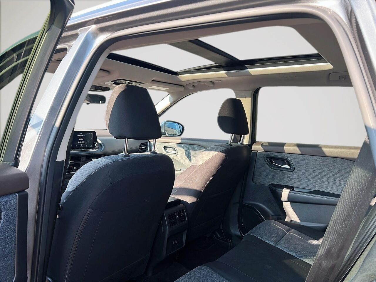 Nissan Rogue SV TI 2023 Gris Québec - photo #16