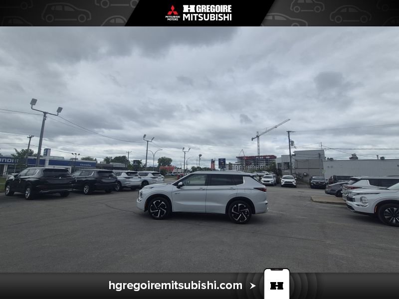 2023 Mitsubishi Outlander Plug-In Hybrid 2023 White