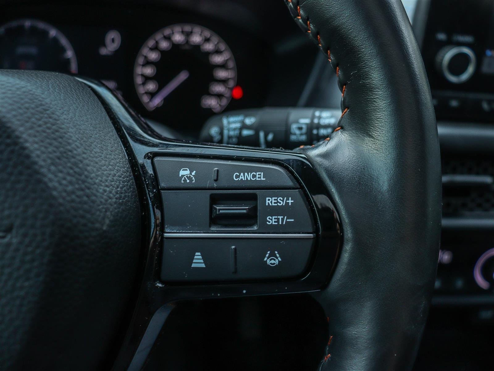 Honda HR-V Sport 2023 Silver Ottawa & Gatineau - photo #25