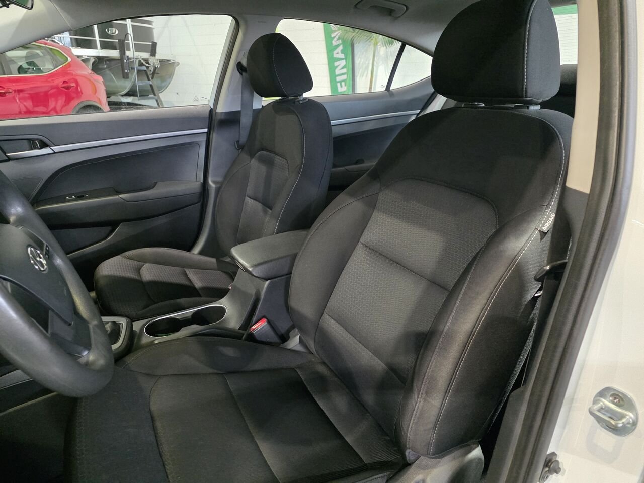 2017 Hyundai Elantra White  - photo #9