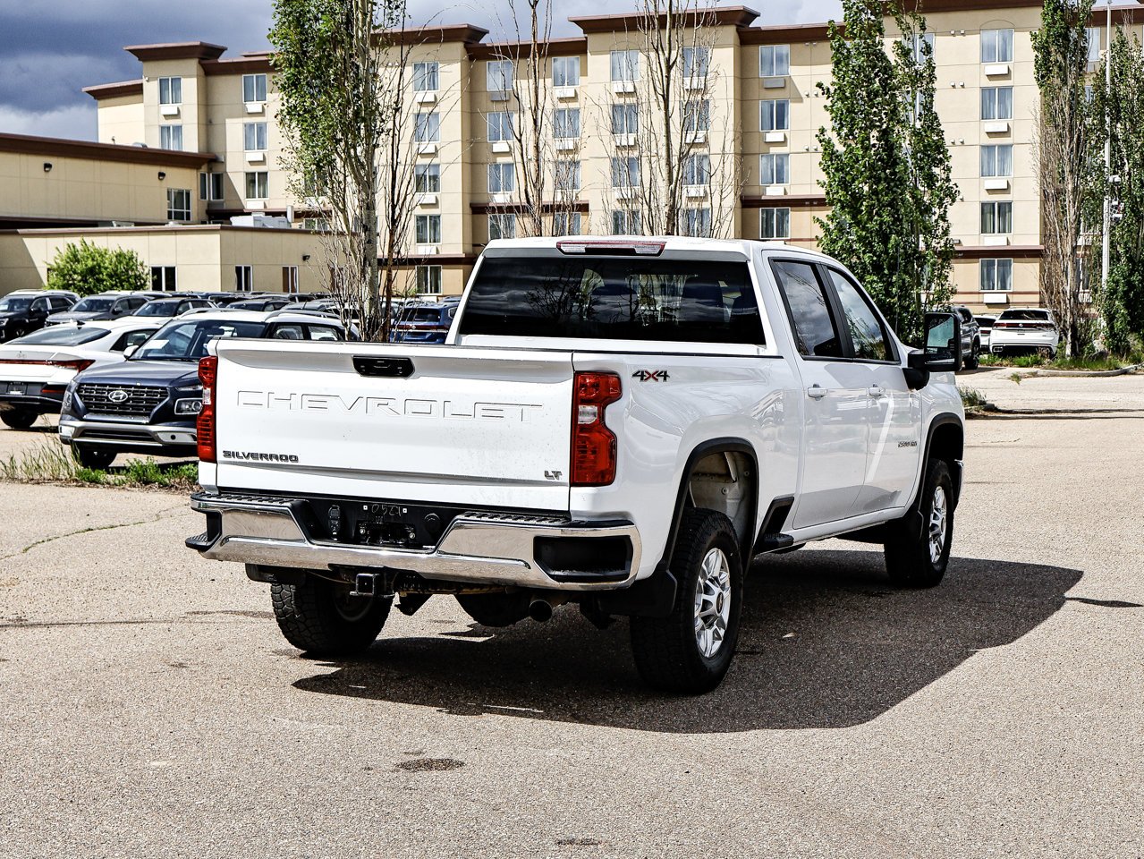 2025 Chevrolet Silverado 2500HD 4WD Crew Cab 159 LT White Sherwood Park - photo #12
