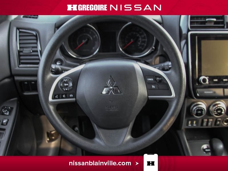 2022 Mitsubishi RVR White Blainville - photo #14