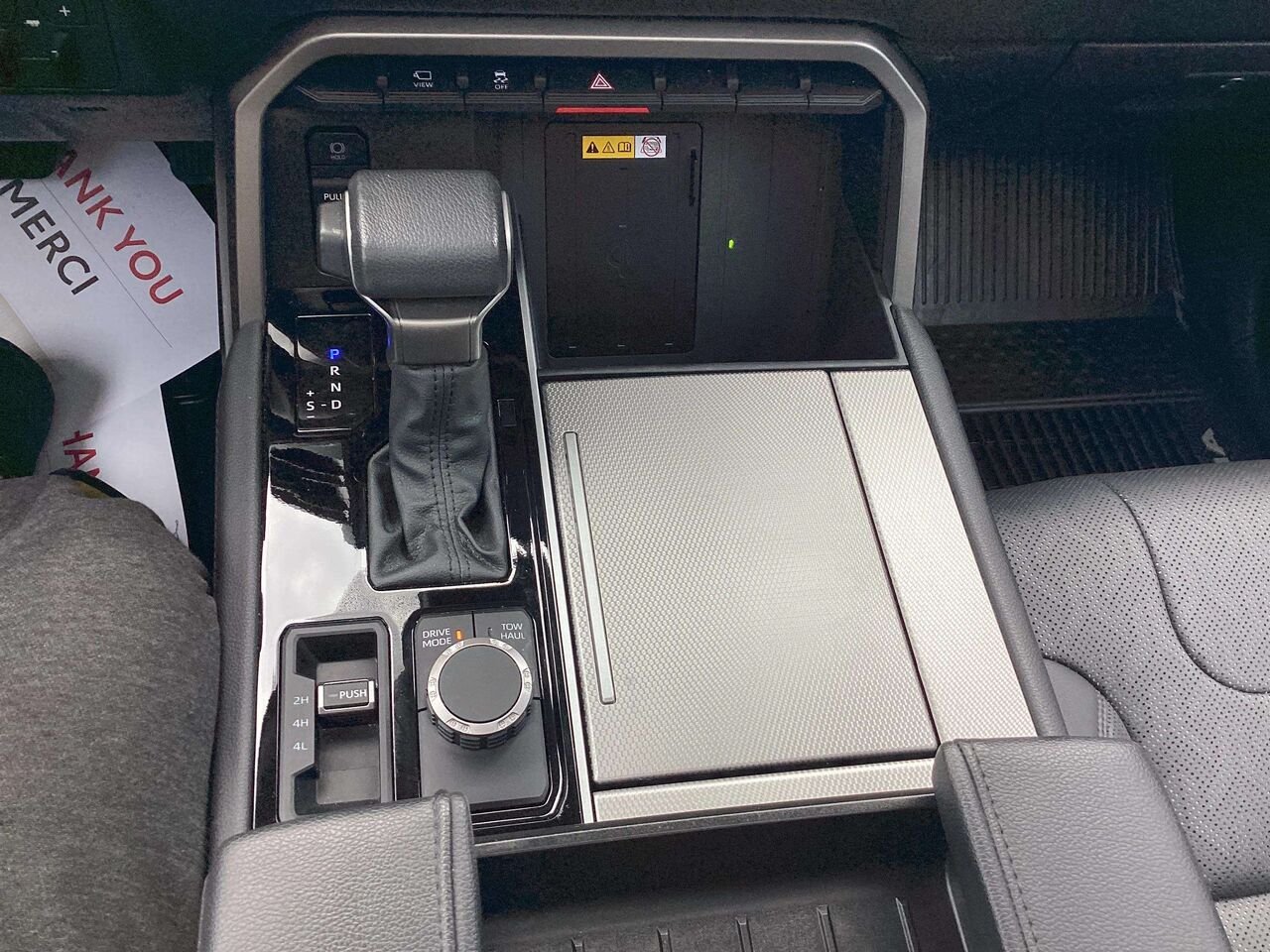 Toyota Sequoia 2024 Blanc Gatineau - photo #16