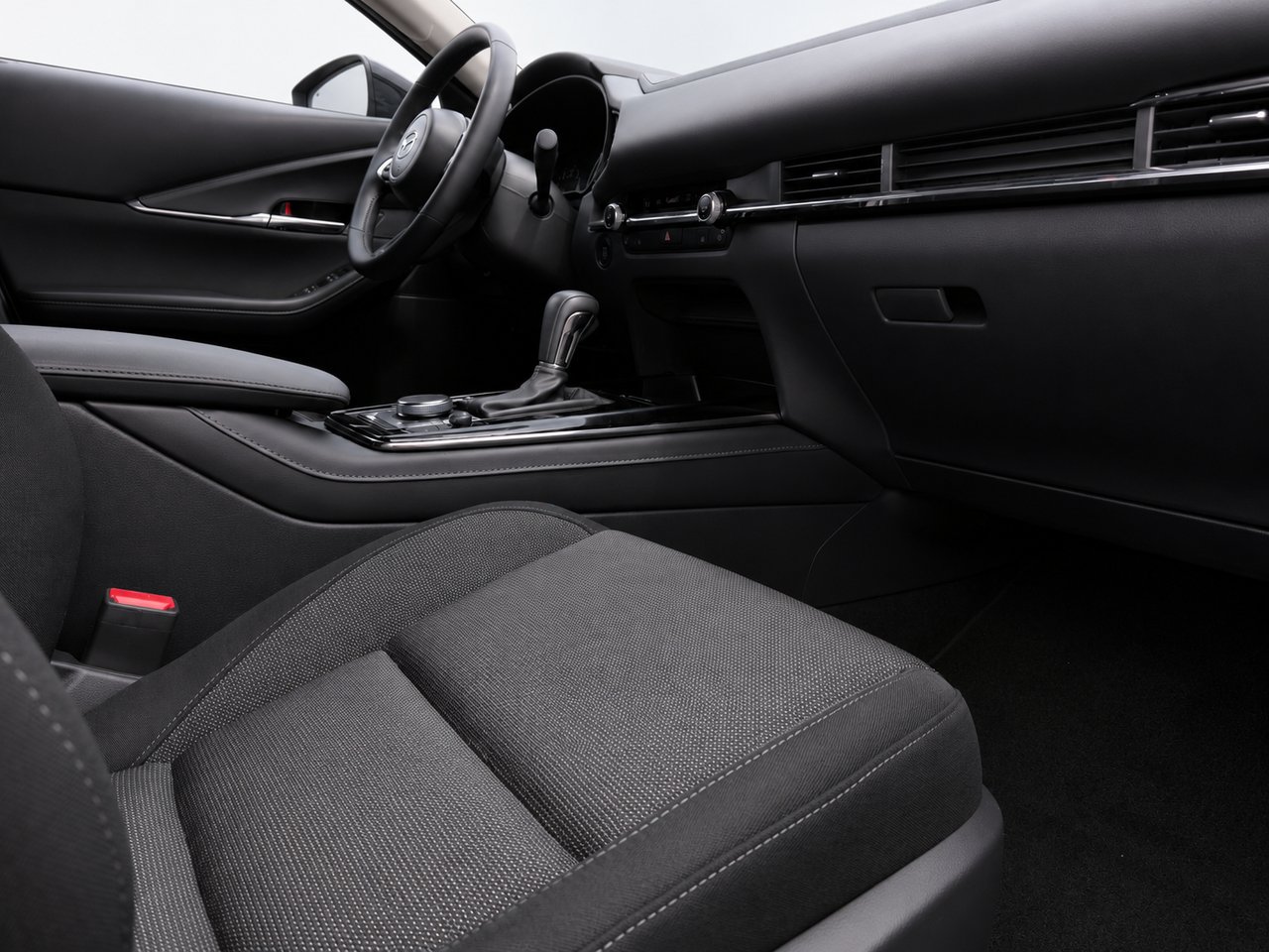 2025 Mazda CX-30 Black Châteauguay - photo #8