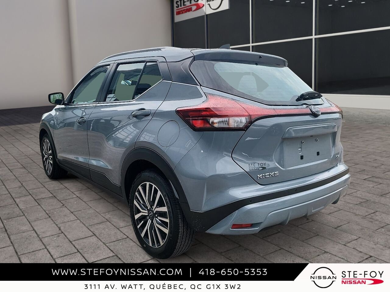 2024 Nissan Kicks SV TA Grey Ste-Foy - photo #3