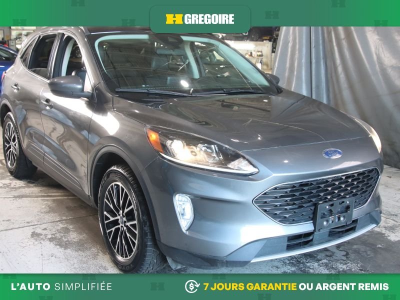 2022 Ford Escape Grey Laval - photo #0