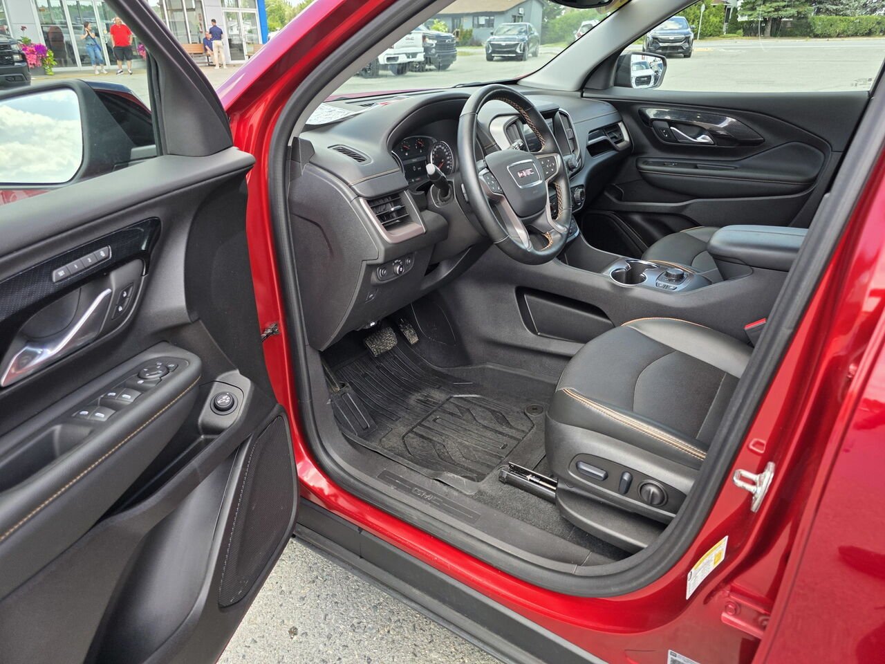 2024 GMC Terrain AT4 Red Rouyn-Noranda - photo #35