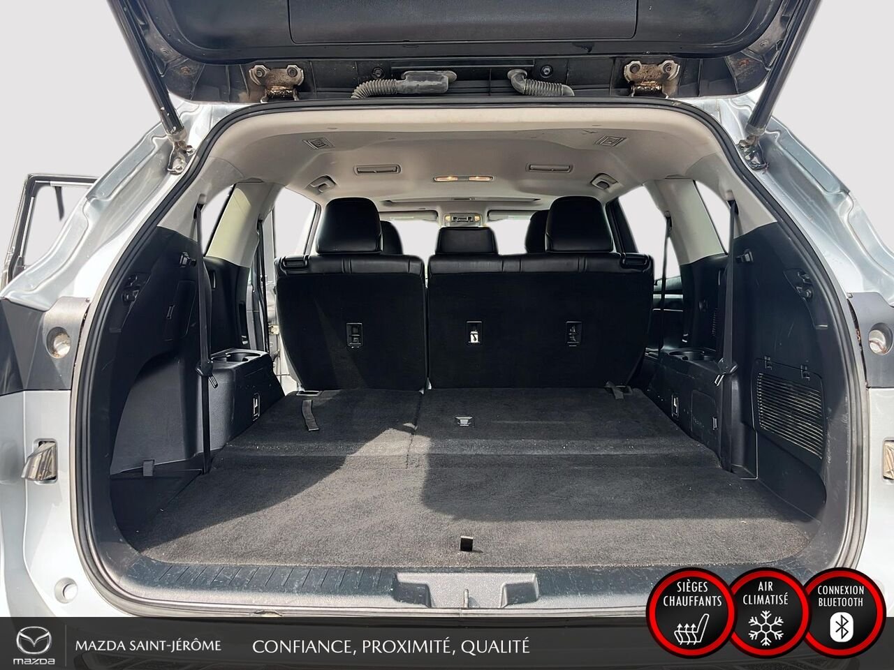2022 Toyota Highlander XLE | TOIT OUVRANT | CUIR | AWD | Silver Saint-Jérôme - photo #24