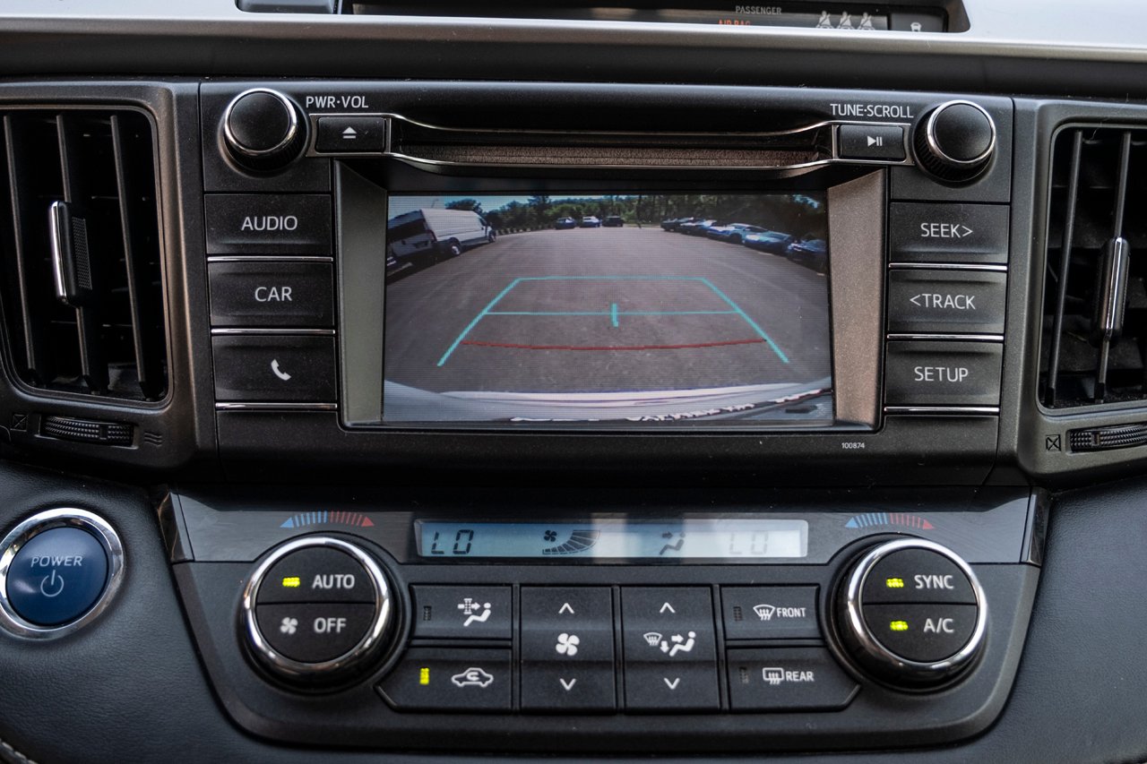 Toyota RAV4 2018 Gris Gatineau - photo #19
