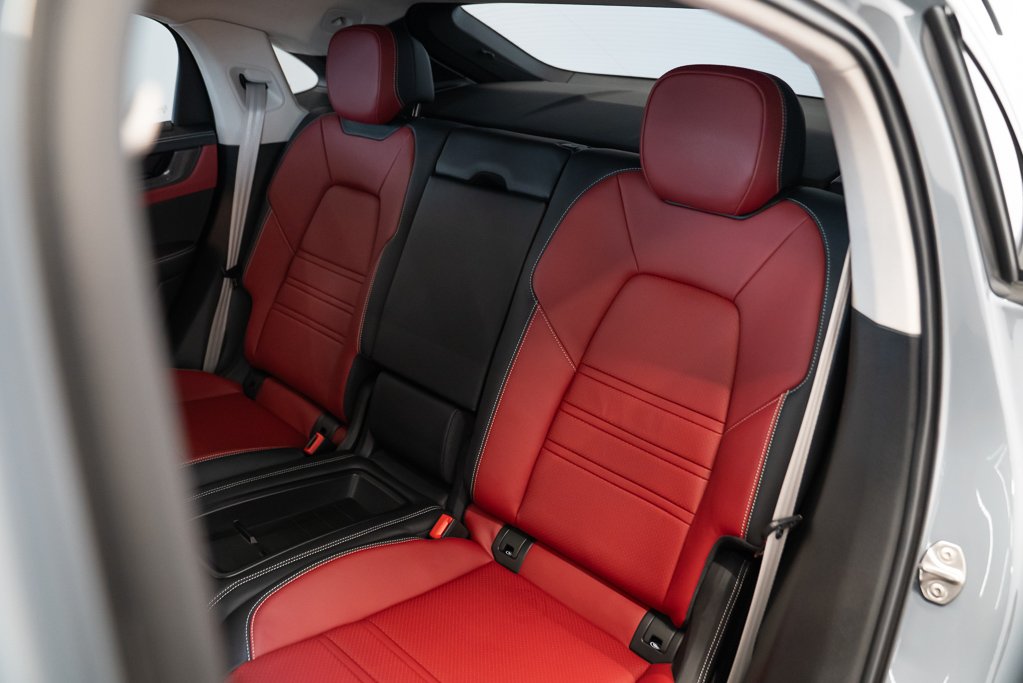 2024 Porsche Cayenne Turbo GT Grey Kirkland - photo #15