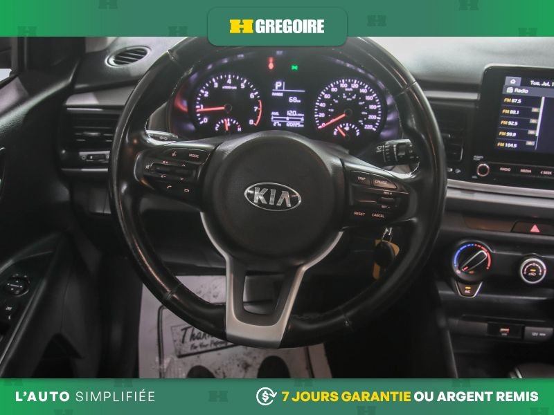 2021 Kia Rio 5 Black Laval - photo #23