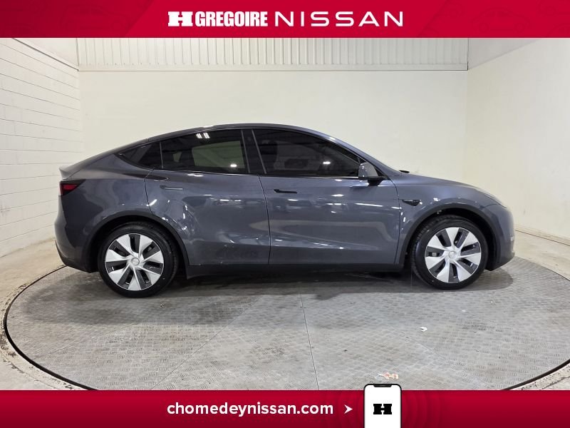2023 Tesla Model Y Grey Laval - photo #10