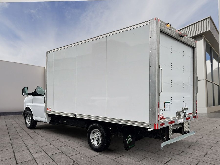 2025 Chevrolet Fourgonnette commerciale tronquée Express 2025 White