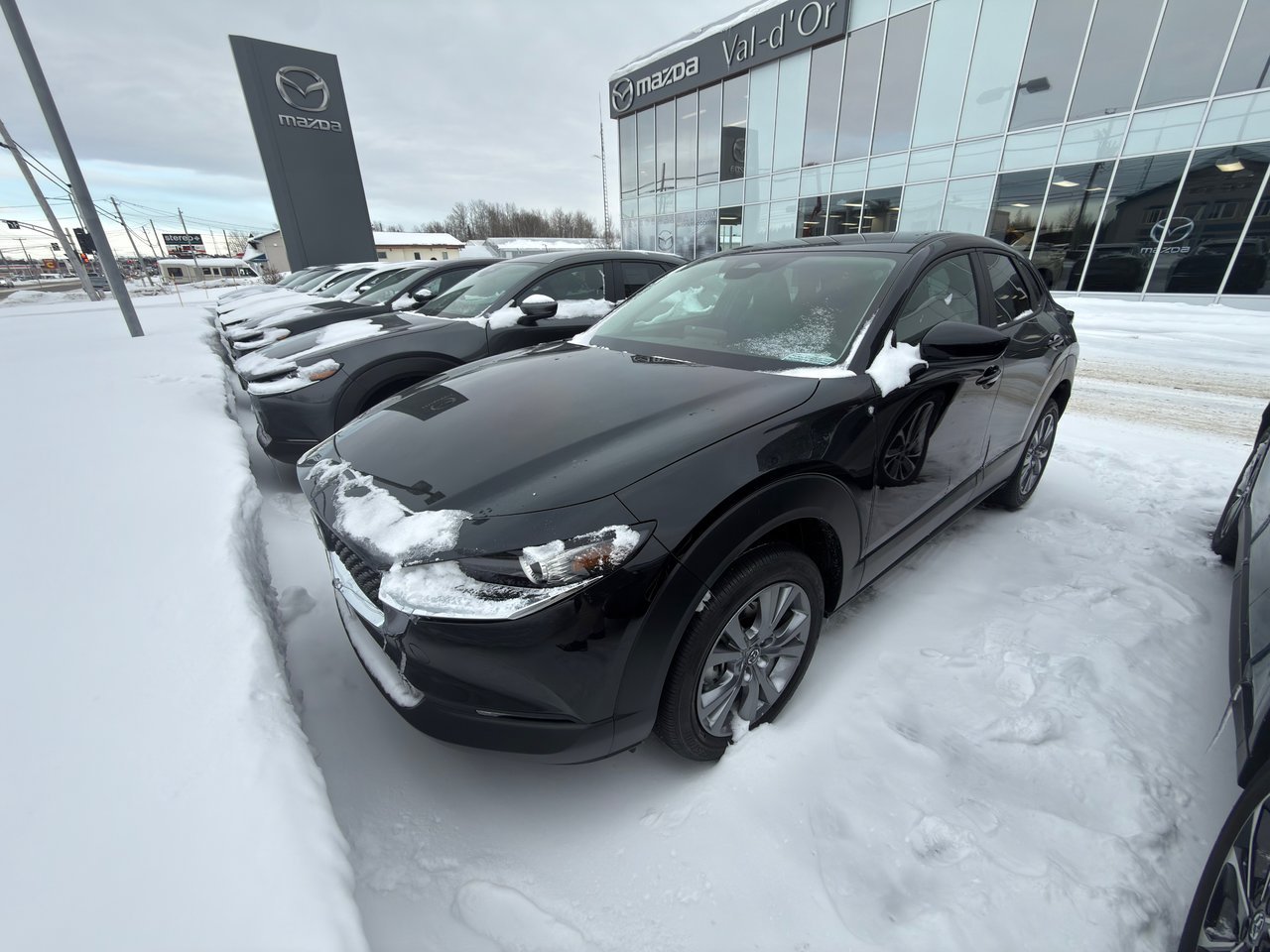 2026 MAZDA CX-30 Jet Black Mica Val-d'Or - photo #5