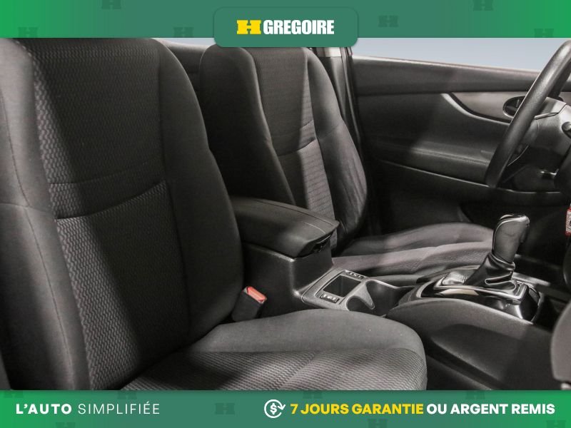 Nissan Qashqai 822402 | SV AWD AUTO AC GR ELECT MAGS CAM RECUL BLEUTOOTH 2019 Noir Laval - photo #28