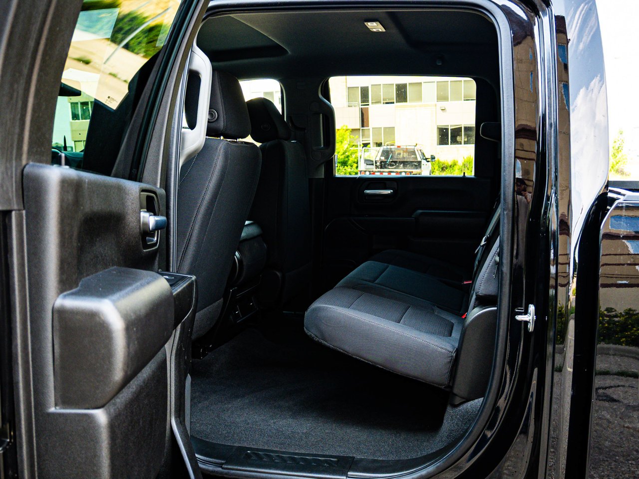 2022 Chevrolet Silverado 2500HD 4WD Crew Cab 159 Custom Black Sherwood Park - photo #23