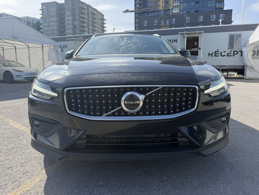 Volvo V60 Cross Country 2023 2023 Noir