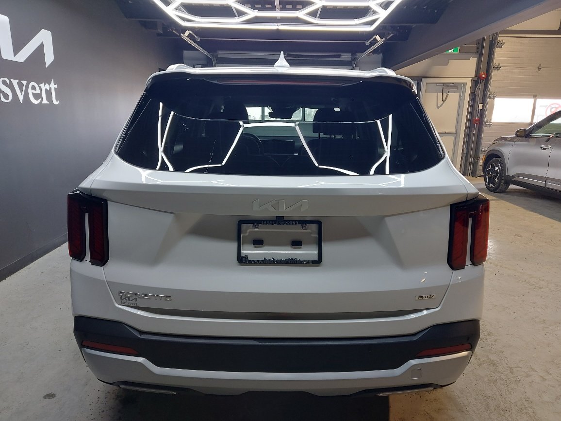 KIA Sorento hybride rechargeable 2026 Blanc neige nacré Blainville - photo #3