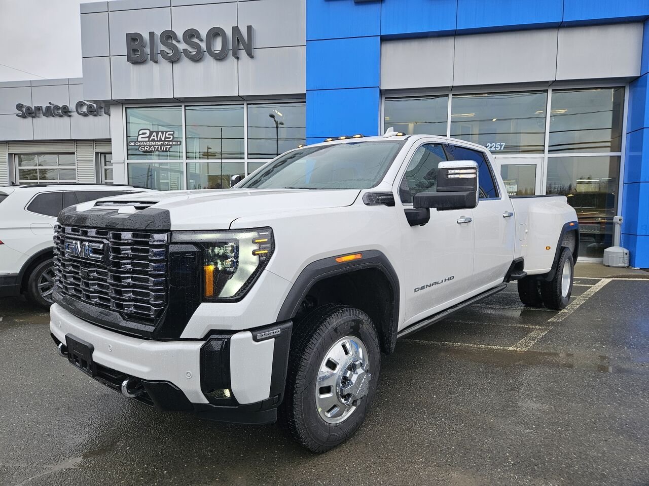 GMC Sierra 3500HD Denali Ultimate cabine multiplace 4RM 172 po 2025 Blanc Thetford Mines - photo #0