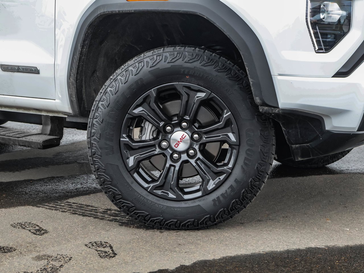 2024 GMC Canyon 4WD Crew Cab Elevation White Sherwood Park - photo #10