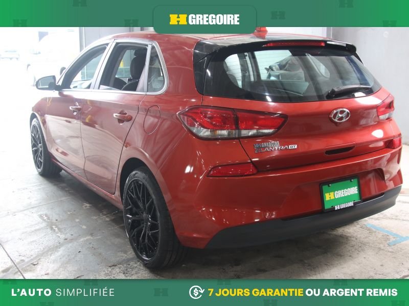 2020 Hyundai Elantra Red Laval - photo #4