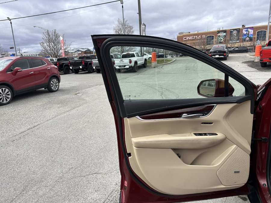 2017 CADILLAC XT5 LUXURY 2017 Red