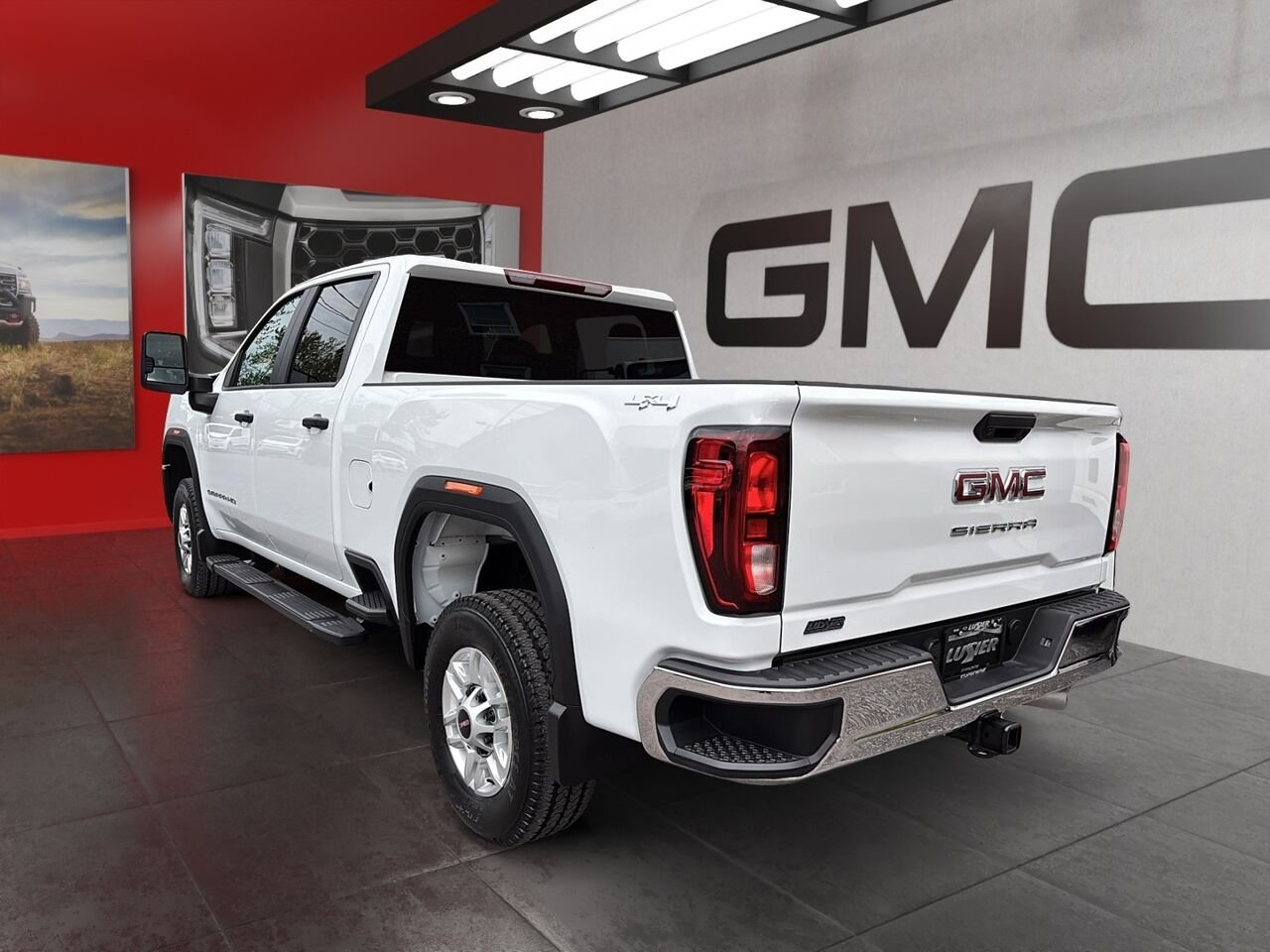 GMC Sierra 2500HD Pro cabine multiplace 4RM 159 po 2026 BLANC SOMMET Saint-Hyacinthe - photo #3