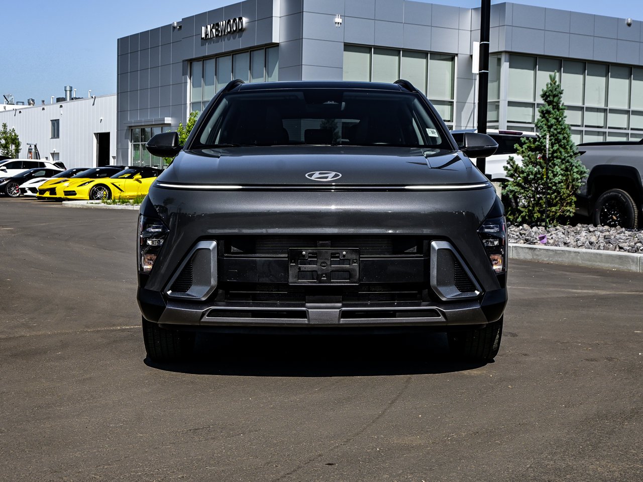 2026 Hyundai Kona 2.0L Preferred AWD w/Trend Package Grey Sherwood Park - photo #2