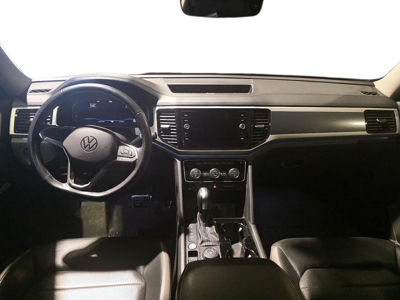 Volkswagen Atlas NIV 1V2FR2CA0NC531025 2022 Noir Chicoutimi - photo #9