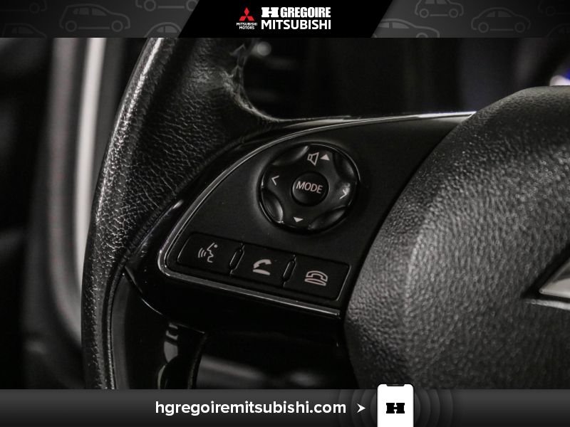 2020 Mitsubishi Outlander Grey Laval - photo #16