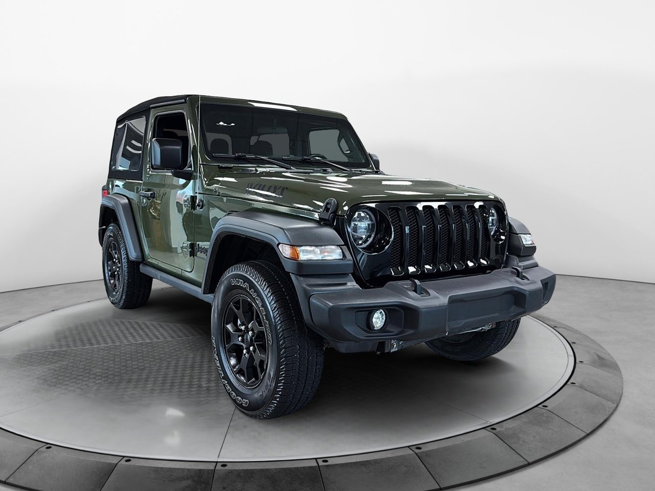 2021 Jeep Wrangler Green Baie-Comeau - photo #1