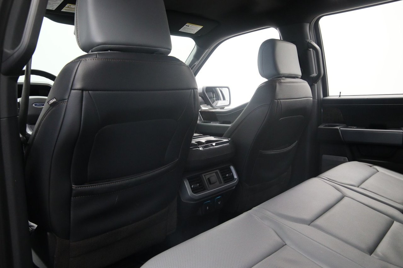 Ford F-150 Lightning NIV 1FTVW1EL9PWG04540 2023 Gris Chicoutimi - photo #8