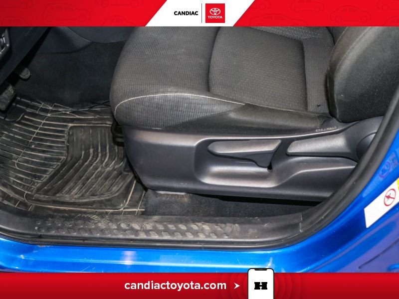 Toyota C-HR 2019 Bleu Blainville - photo #22