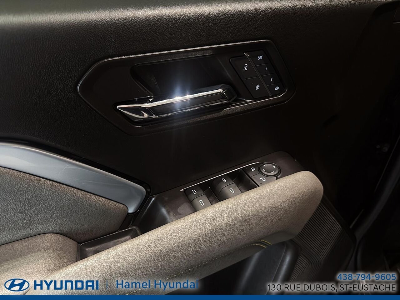 Chevrolet Colorado 2024 Noir Saint-Eustache - photo #8