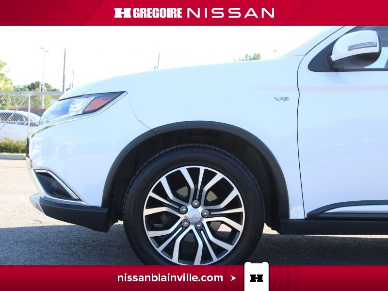 2018 Mitsubishi Outlander White Laval - photo #28