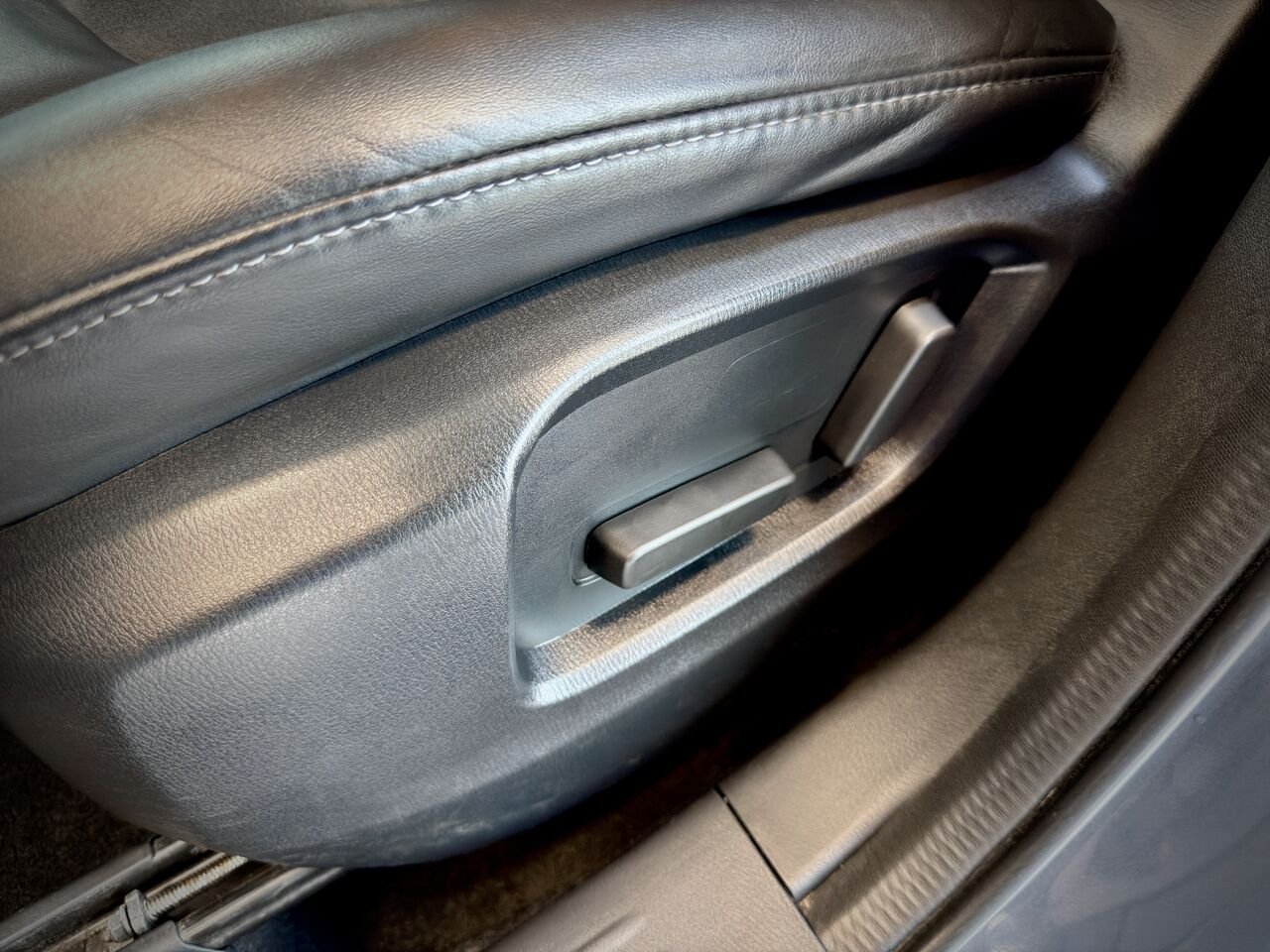 Mazda CX-5 2023 Gris Notre-Dame-des-Prairies - photo #17