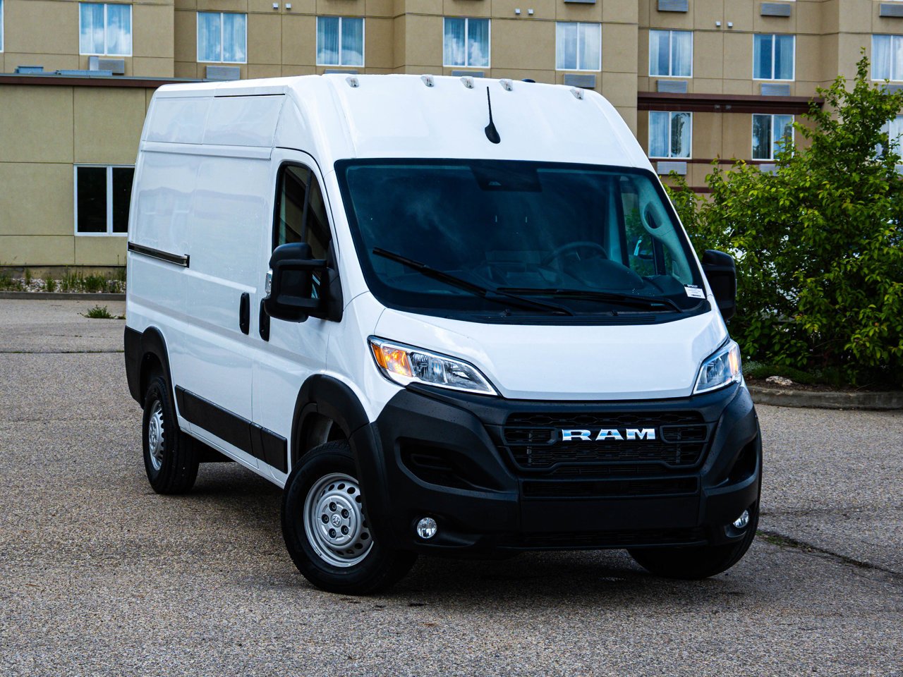 2025 Ram ProMaster Cargo Van Tradesman 2500 High Roof 136 WB w/Pass Seat White Sherwood Park - photo #1