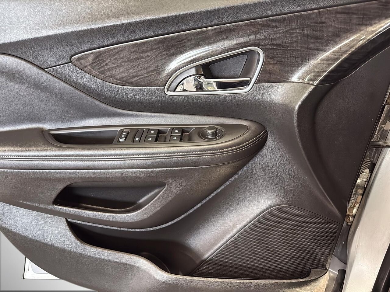 2016 BUICK ENCORE AWD Silver Saint-Hyacinthe - photo #10