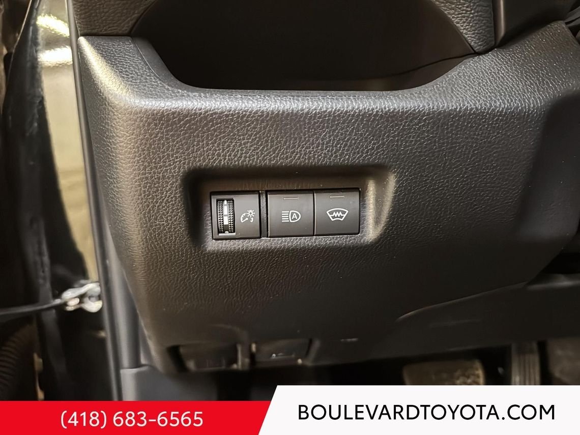 Toyota RAV4 99357B-118 | LE, AWD 2024 Noir minuit métallisé Québec - photo #16