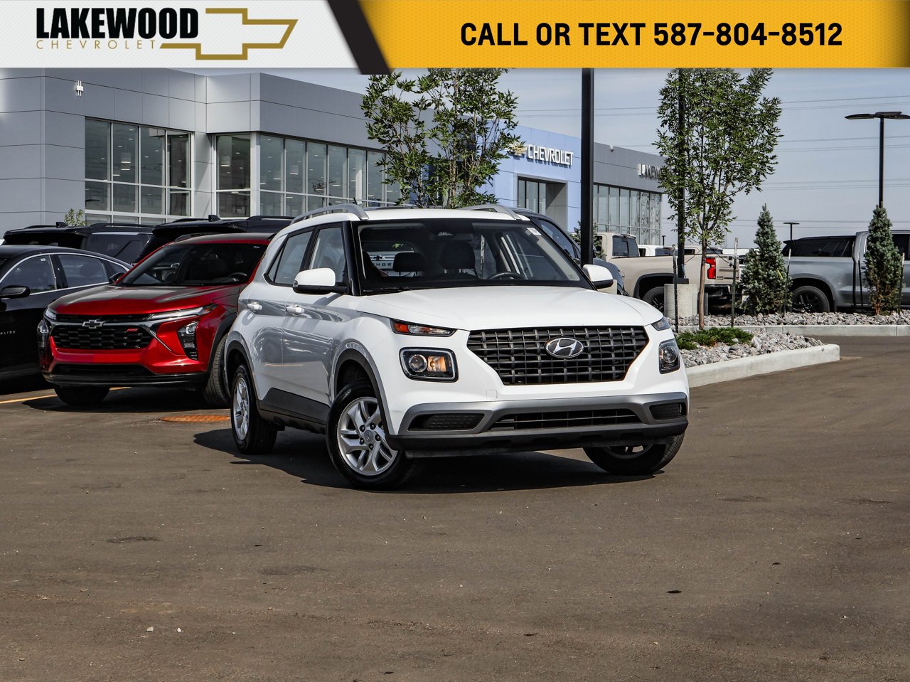 2025 Hyundai Venue Preferred IVT White Sherwood Park - photo #0