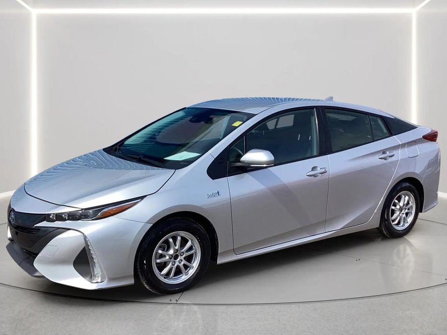 TOYOTA PRIUS PLUG-IN HYBRID 2022 2022 Argent classique métallisé