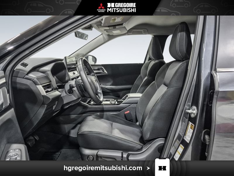 Mitsubishi Outlander 2025 Gris Saint-Eustache - photo #13